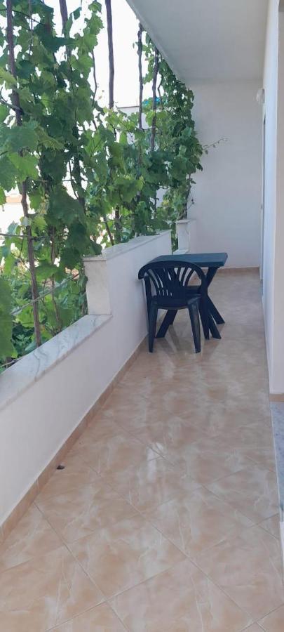 Casa Intera La Paghi Come Una Camera The Home With The Price Of A Room Durrës Buitenkant foto